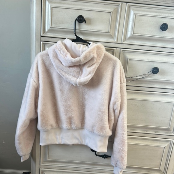 Puma Cream Fleece Hoodie - Picture 3 of 3